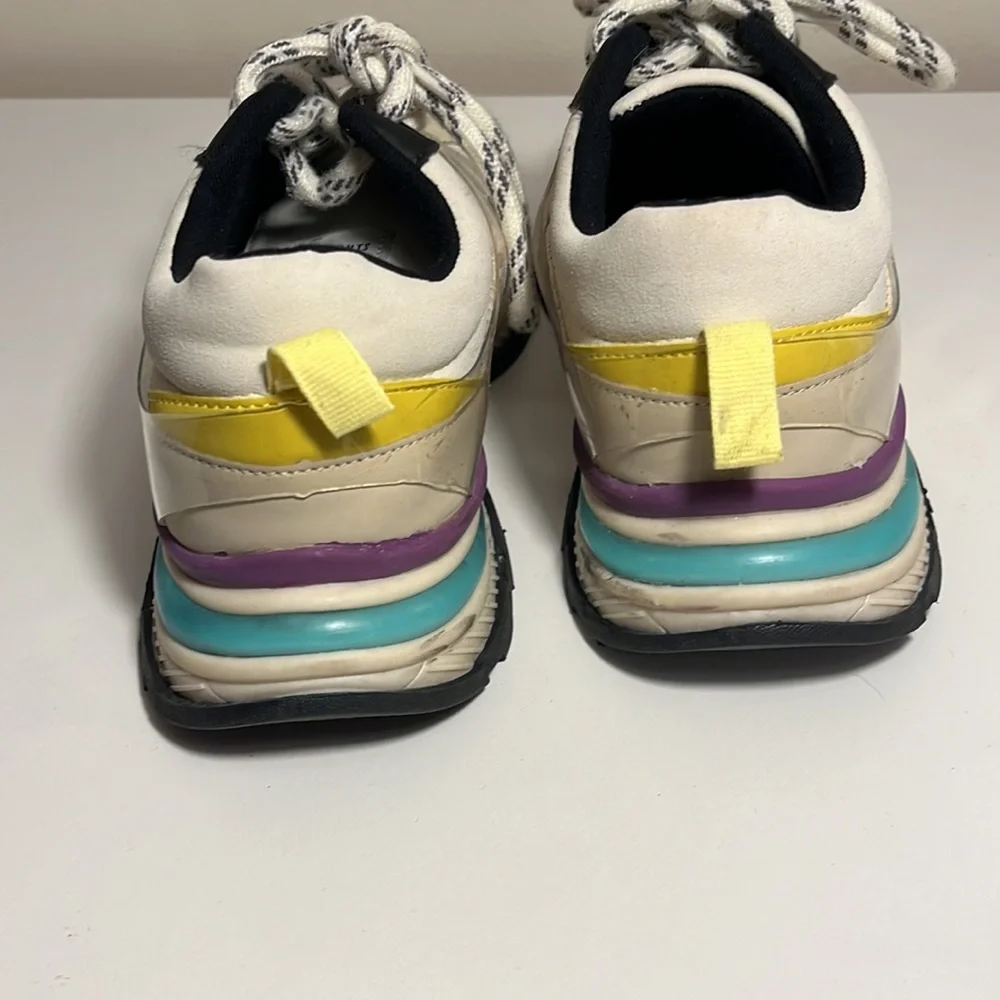 Zara‎ sneakers